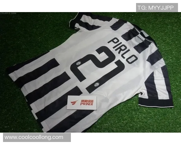 日本足球明星球衣的魅力与影响力探讨及其在全球足球文化中的地位