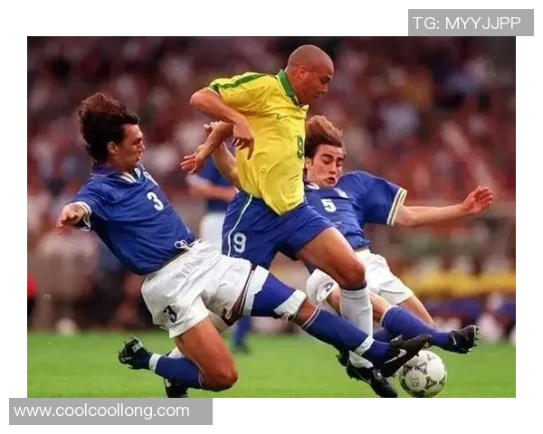 摩托足球明星的传奇故事与成就揭秘，谁是这项运动的真正巨星