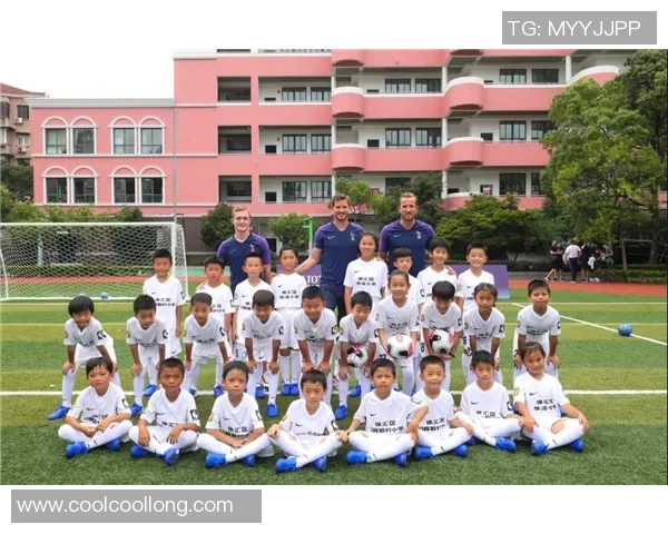 梦想成真我从普通少年到足球明星的成长之路