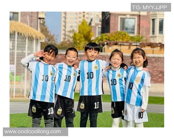 足球明星葫芦娃的传奇故事与绿茵场上的精彩瞬间 足球明星葫芦娃的传奇故事与绿茵场上的精彩瞬间